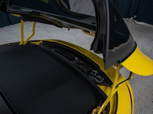 Used 2017 Porsche 911 Targa 4S image 15