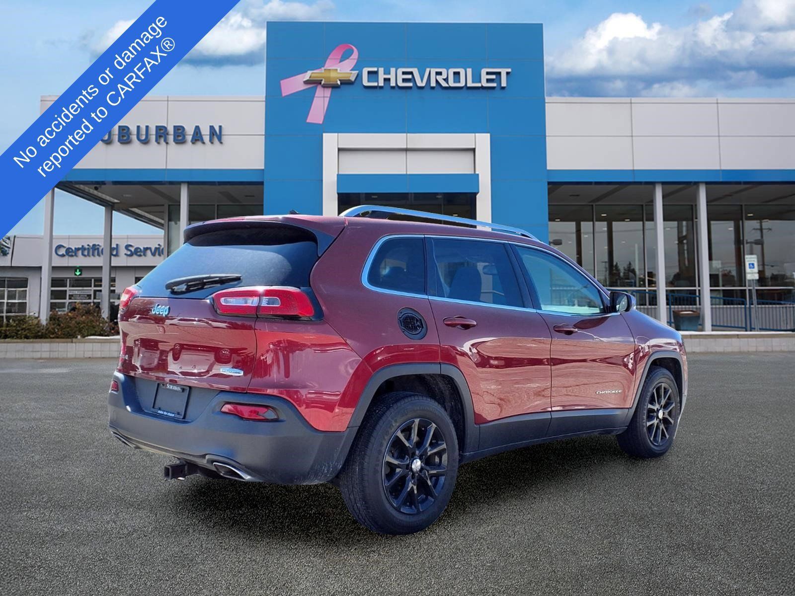 Used 2015 Jeep Cherokee Latitude w/ Cold Weather Group AWD/4WD image 4