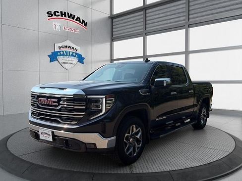 Used 2023 GMC Sierra 1500 SLT w/ SLT Premium Package AWD/4WD image 8