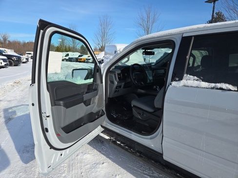 New 2025 Ford F150 Lightning Flash image 10