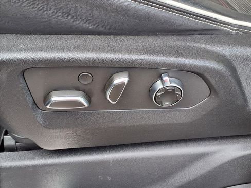 Certified 2022 GMC Sierra 1500 AT4X image 6