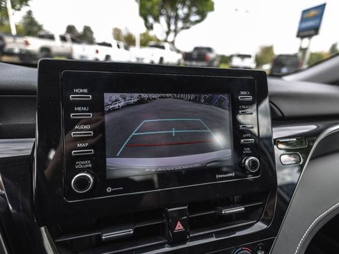 Used 2024 Toyota Camry SE FWD image 15