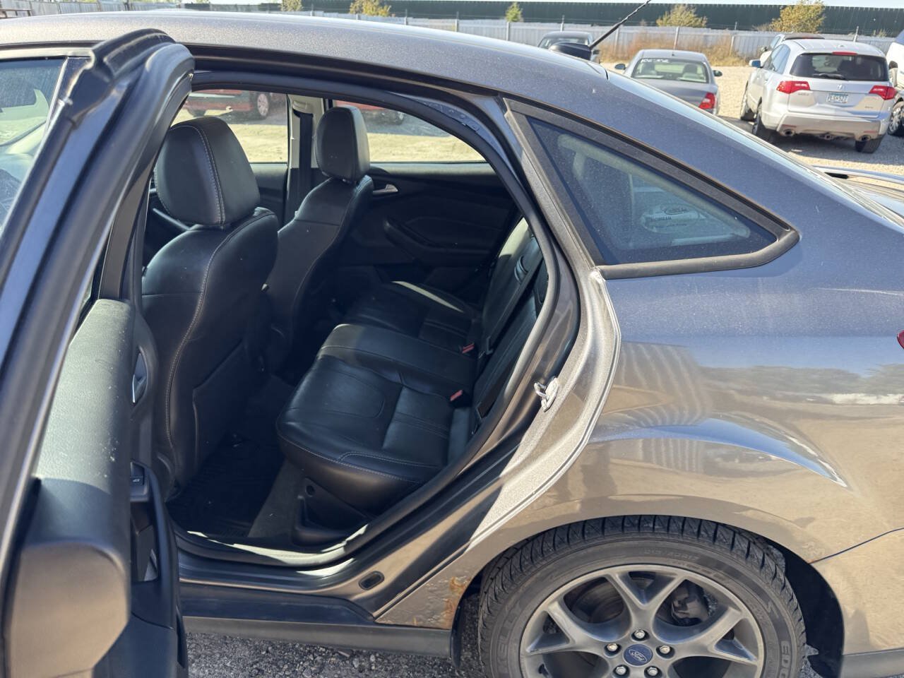 Used 2013 Ford Focus SE FWD image 21