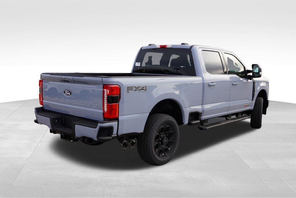 New 2027 Ford F350 Lariat w/ Black Appearance Package AWD/4WD image 3