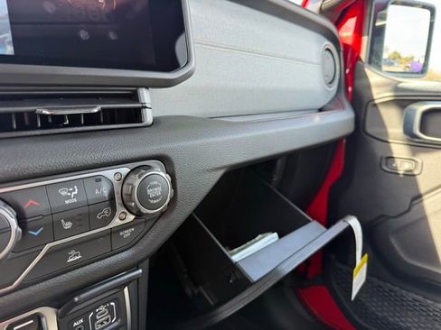 New 2026 Jeep Wrangler Sport S image 31