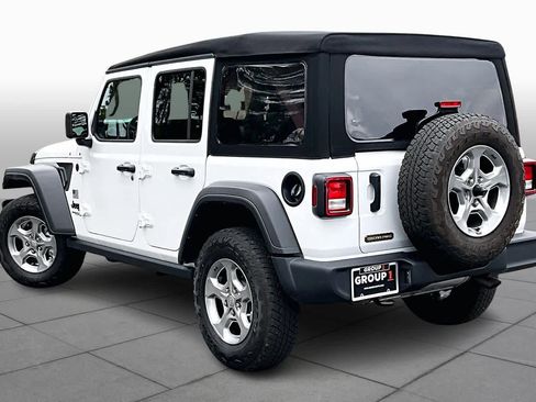 Used 2021 Jeep Wrangler Unlimited Sport image 11