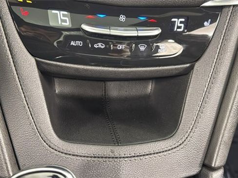 Used 2025 Cadillac XT5 Premium Luxury image 29