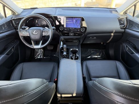 Certified 2025 Lexus NX 250 FWD w/ Premium Package image 29