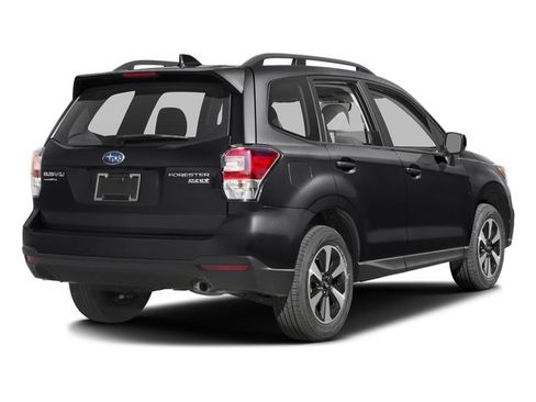 Used 2017 Subaru Forester 2.5i Premium w/ Popular Package #2A image 2