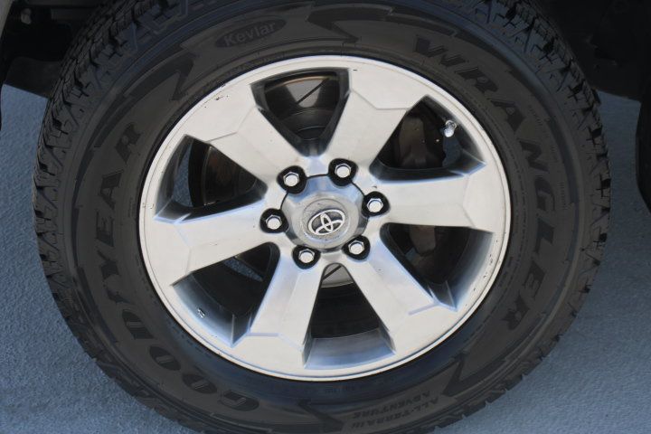 Used 2007 Toyota 4Runner Limited AWD/4WD image 10