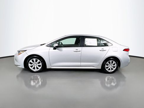 Used 2024 Toyota Corolla LE FWD image 9