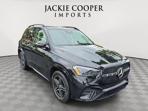 Used 2024 Mercedes-Benz GLE 350 4MATIC w/ AMG Line Exterior image 3