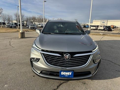 Used 2024 Buick Enclave Premium image 2