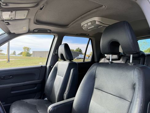 Used 2005 Honda CR-V EX image 13