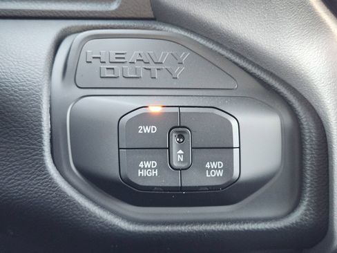 New 2026 RAM 2500 Lone Star AWD/4WD image 17