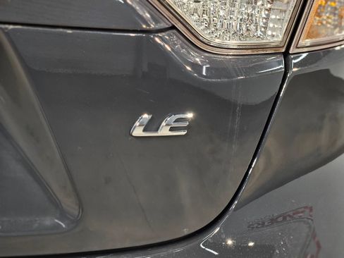 Used 2023 Toyota Corolla LE image 35