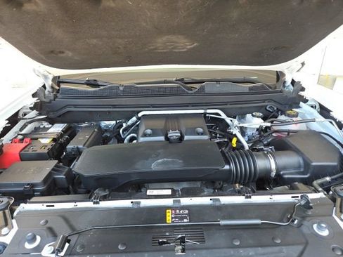 Used 2024 Chevrolet Colorado Trail Boss w/ Technology Package AWD/4WD image 72