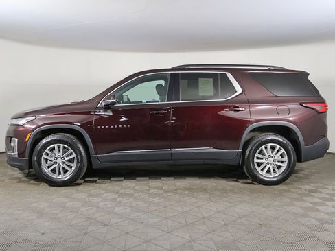 Used 2022 Chevrolet Traverse LT FWD image 17