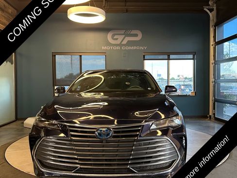 Used 2022 Toyota Avalon Limited w/ Advanced Safety Package FWD image 8