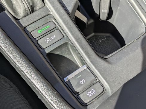 Used 2025 Honda Accord LX image 21