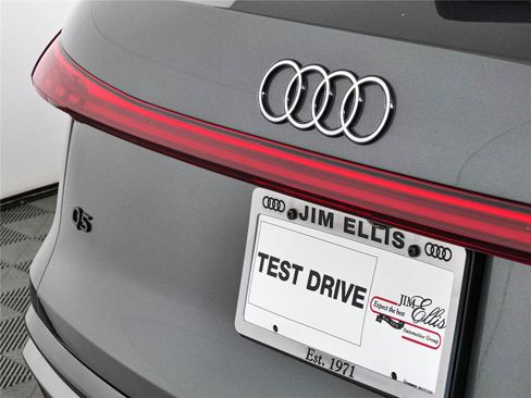 New 2026 Audi Q5 Premium AWD/4WD image 36