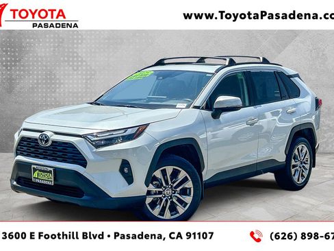 Used 2025 Toyota RAV4 XLE Premium FWD image 1