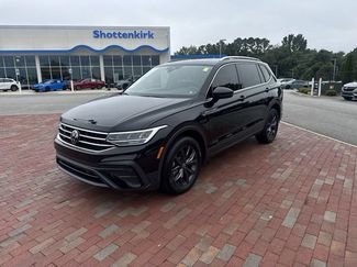 Used 2023 Volkswagen Tiguan SE FWD video 1