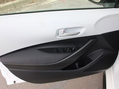 New 2026 Toyota Corolla SE FWD image 18