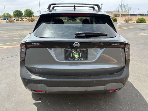 New 2026 Nissan Kicks SV w/ SV Premium Package FWD image 5