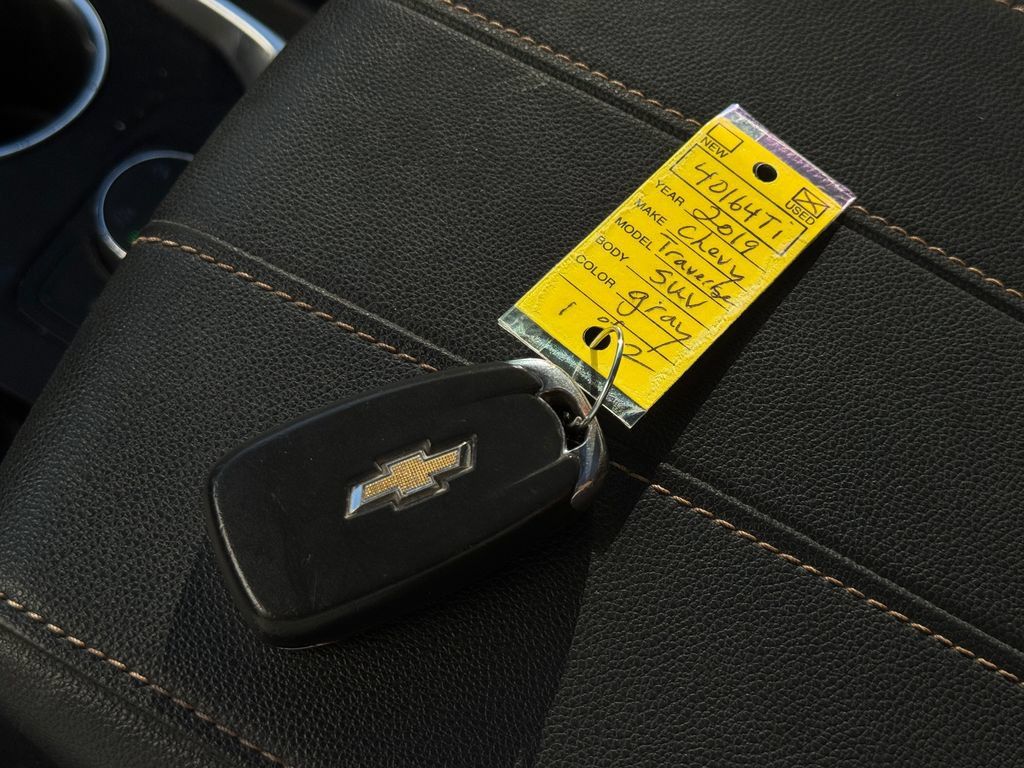 Used 2019 Chevrolet Traverse RS AWD/4WD image 10