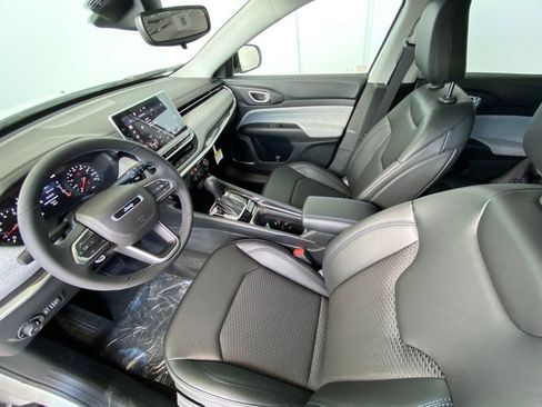 New 2022 Jeep Compass Latitude w/ Sun and Sound Group image 30