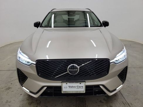 New 2026 Volvo XC60 B5 Ultra w/ Protection Package Premier AWD/4WD image 2