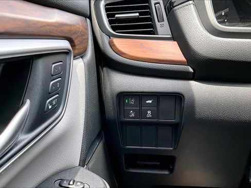 Used 2021 Honda CR-V Touring image 36