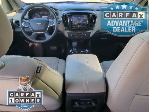 Used 2023 Chevrolet Traverse LS image 15