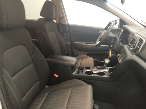 Used 2017 Kia Sportage LX FWD image 21