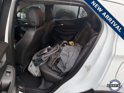 Used 2021 Buick Encore GX Select image 6