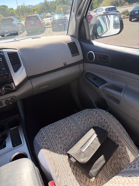 Used 2015 Toyota Tacoma PreRunner w/ TRD Off-Road Package RWD image 10