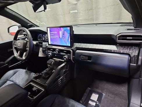 New 2026 Toyota 4Runner 4WD image 33