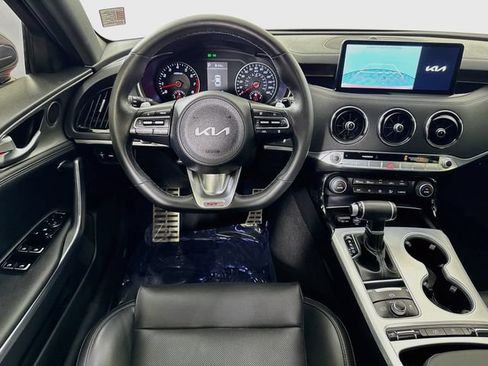 Used 2022 Kia Stinger GT1 RWD image 39
