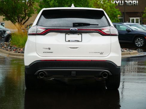 Used 2018 Ford Edge Titanium w/ Equipment Group 301A AWD/4WD image 7