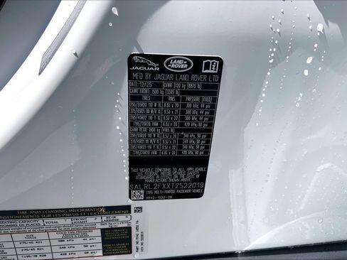 New 2026 Land Rover Discovery Dynamic SE AWD/4WD image 18