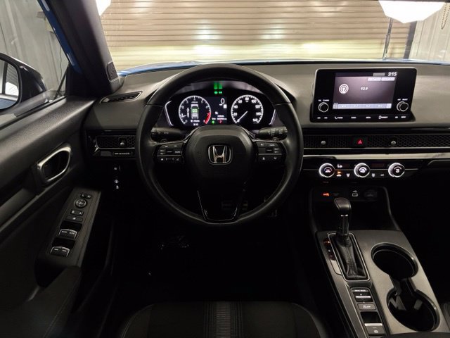Used 2023 Honda Civic Sport image 14