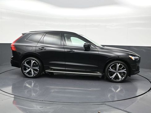 Certified 2022 Volvo XC60 B5 R-Design w/ Advanced Package image 7