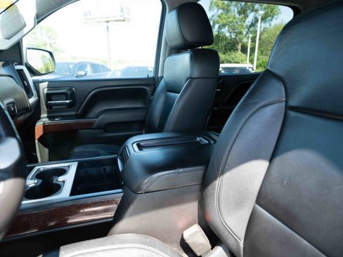 Used 2014 GMC Sierra 1500 SLT w/ SLT Crew Cab Value Package AWD/4WD image 10
