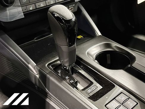 New 2026 Subaru Outback Limited XT AWD/4WD image 17
