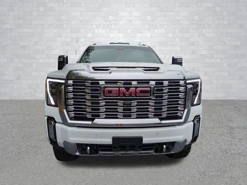 Used 2026 GMC Sierra 2500 Denali w/ Denali Reserve Package AWD/4WD image 11