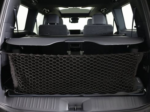 Used 2025 Lexus GX 550 w/ Accessory Package (Z1) image 16