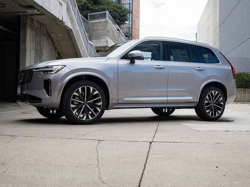 New 2026 Volvo XC90 B6 Ultra w/ Protection Package Premier AWD/4WD image 4