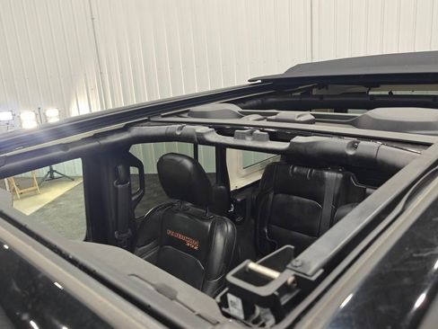 Used 2021 Jeep Wrangler Unlimited Rubicon w/ Trailer Tow Package AWD/4WD image 16