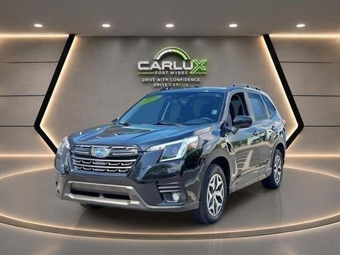 Used 2024 Subaru Forester Premium AWD/4WD image 3